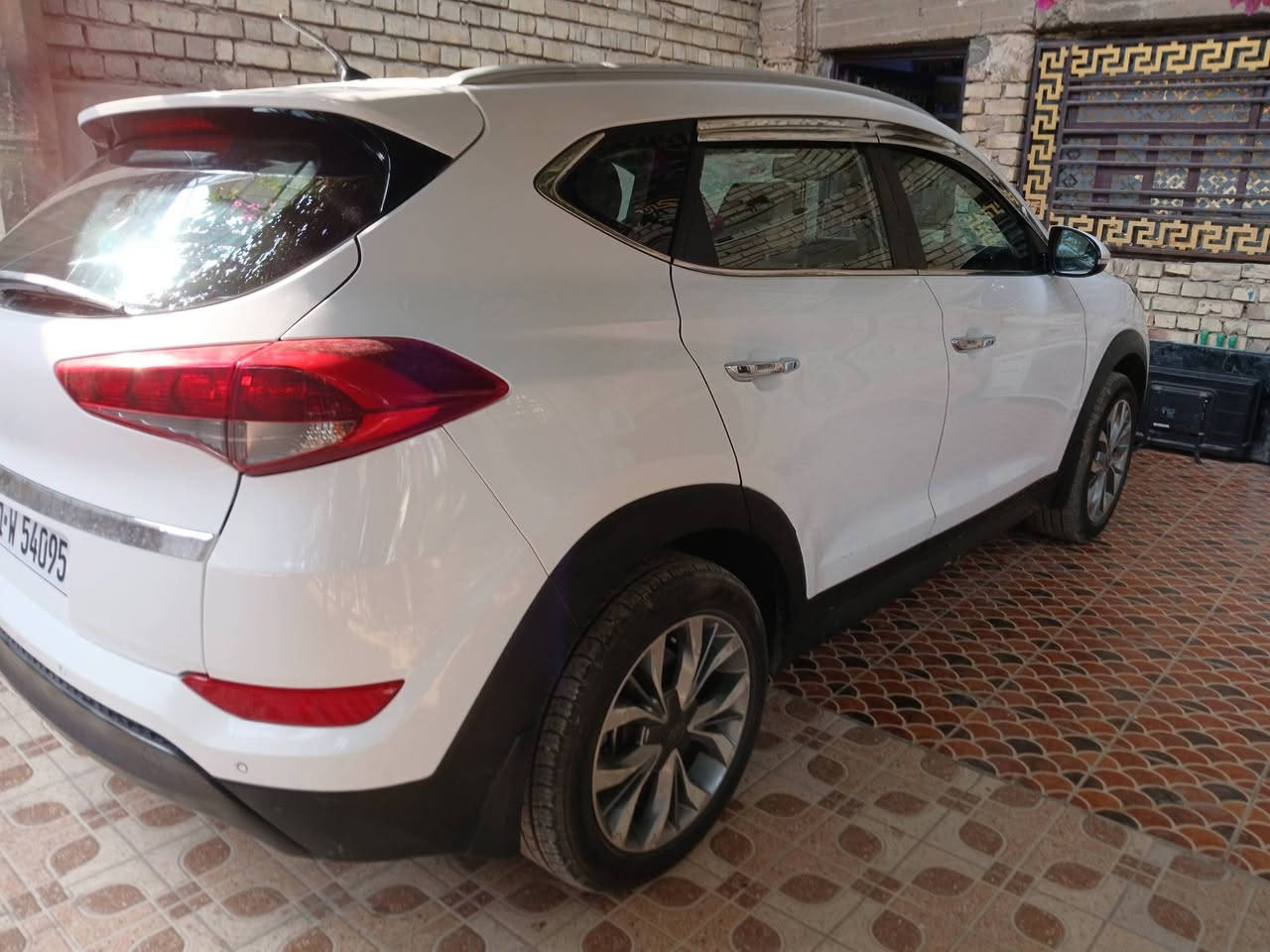 توسان خليجي  ٢٠١٦.     السعر ١٦٥ وبيها مجال


**إذا كنت صاحب هذا الإعلان وتريد حذفه لأي سبب، رجاءا أرسل رسالة إلى الدعم الفني**