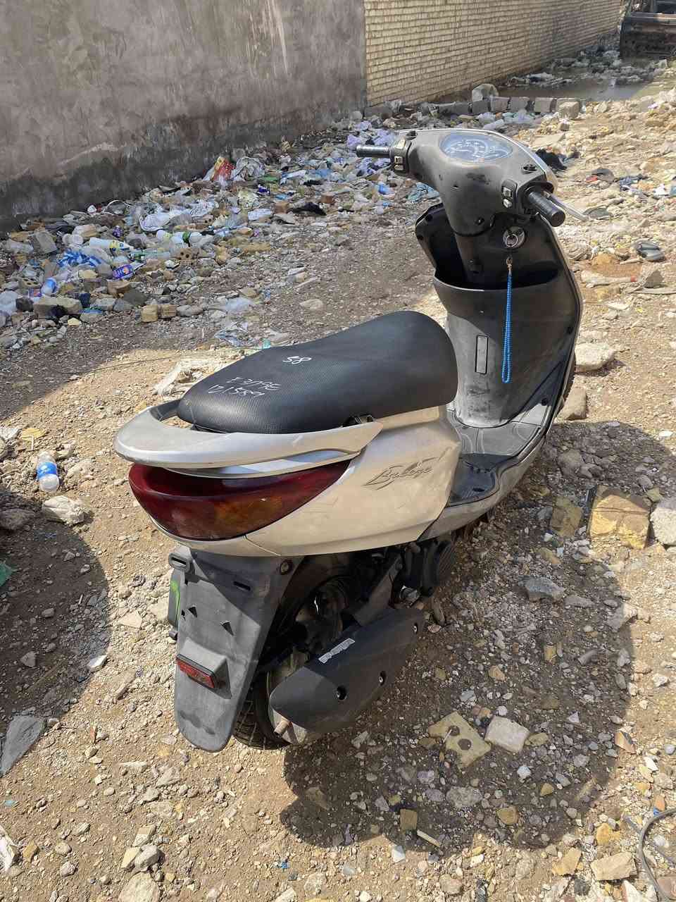 سلام عليكم دراجة بريز مال رمبه أي نقص ما بيه سعر ٧٥٠ بيع مستعجل رقم *********** واتساب عنوان مدينت الصدر

