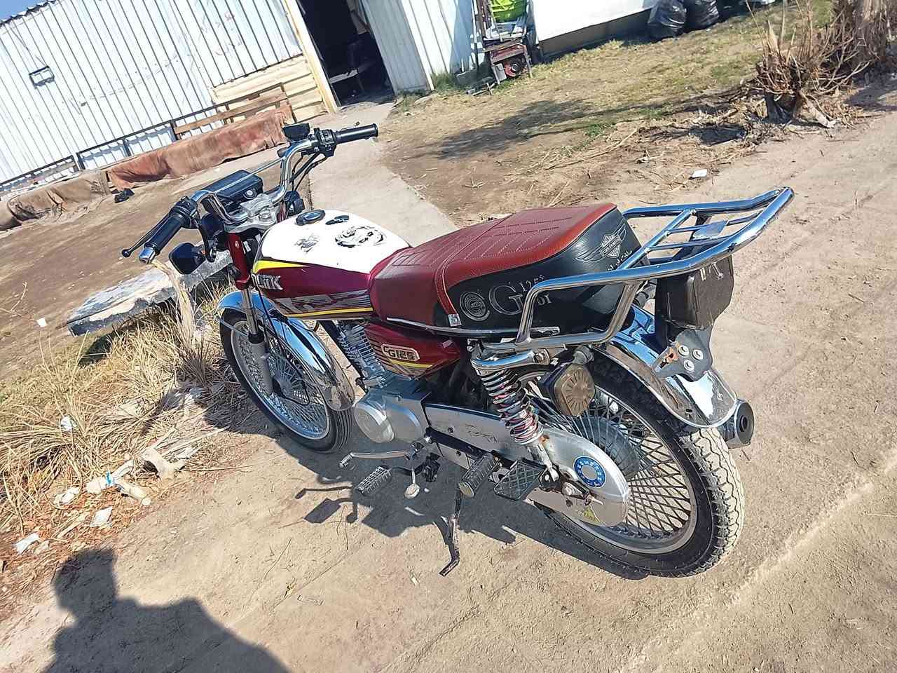 تايكر 24
اوراق سكنر 
مكاني بابل سده الهنديه 
سعر 600
***********
