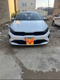 تحكم استيرن ثلال وضعيات قياده  فتحه  سقف  بصمه تشغيل وابواب وصندوق  فت...