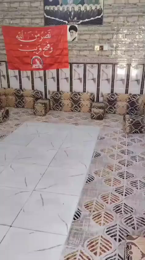 السلام عليكم عندي بيتين بيت بحي الفلاح زراعي المساحه 250 البيت يحتوي على غرفتين وصالهد البيت مكان البيت بحي الفلاح ورا المولده مال عدنان بيت ماي كهرباء شارع سمبيس والشارع ان شاء الله راح يصبونه قاسوه قبل ثلاثه ايام البيت الثاني بحي سويد اركن مساحه 150 رايدهن مراوس اثنين بيت طابو صغير مراوس بيهن اثنينهن الاستفسار على هذا الرقم البيت مال حي الانصار عوزه ارضيه كهربائيات بيت ركن باستفسار على هذا الرقم سعر على الخاص مال البيتين وهذا رقم‏‪***********‬‏
