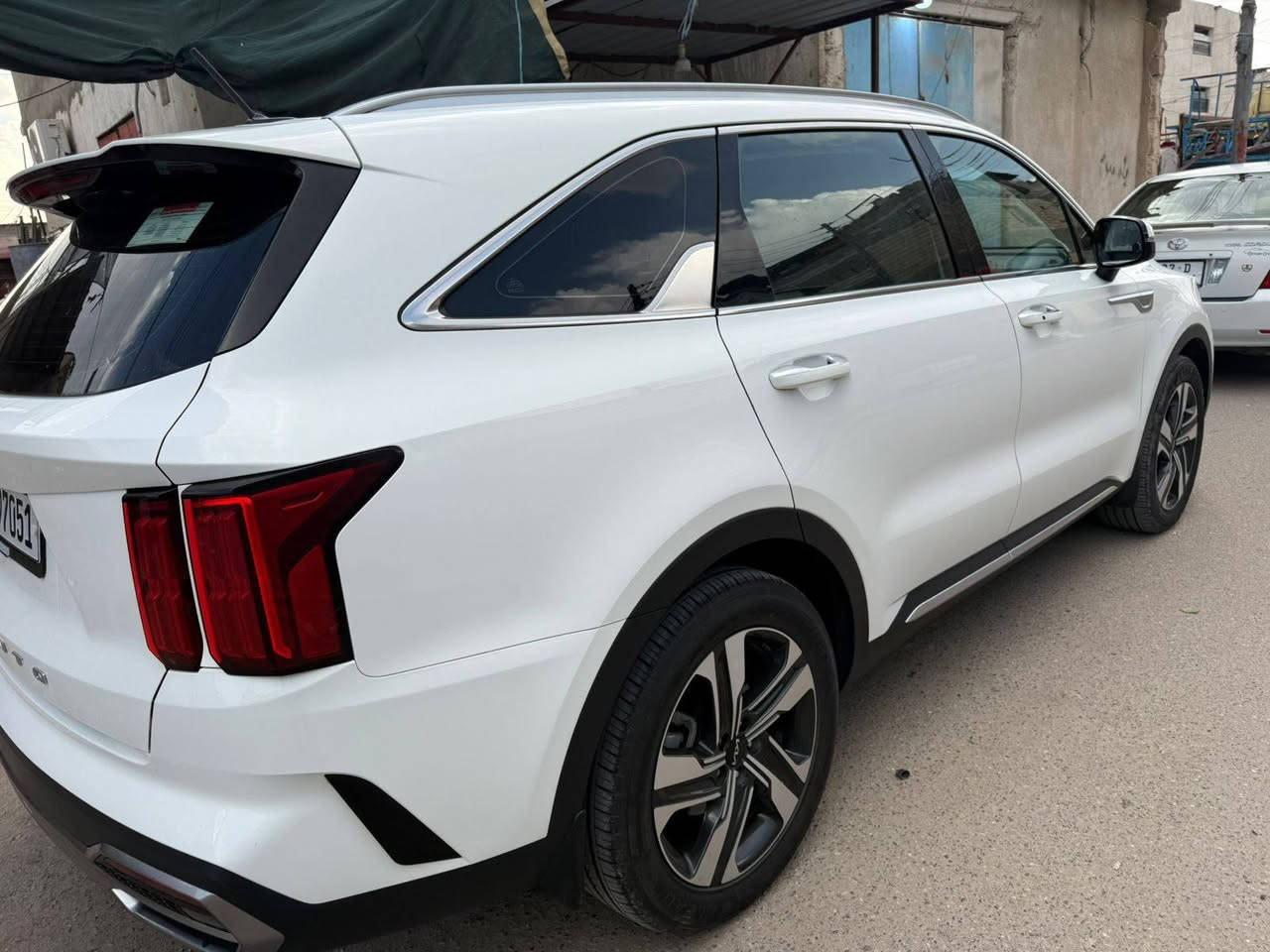 السلام عليكم
كيا سورنتو خليجي موديل 2022 رقم بغداد بأسمي وتحويل مباشر ومكان السيارة بصرة
ماشية 63 الف / السونار جديد ومرفق بالمنشور ولم يذكر تبديل وصبغ القطعه الفارغه البيضاء الدعامية الامامية ..
مواصفات السياره عدا البانوراما : 
1-اربع بصمات بصمه تشغيل+بصمه ابواب عدد اثنين+بصمه صندوق 
2_صندوق كهربائيّ 
3_لايت اربع عدسات +فووووولLED
4_دبل لد امامي+دبل لد خلفي
5_ثلاث قطع تبريد
6_شاشه كبيره تدعم ابل كار بلي+الGPS+نضام الخرائط
7_اناره داخليه محيطيه
8_خمسه ويل كب حجم19
9_نظام التزحلق 
10نظام مساعد نزول المنحدرات
11_اربع انضمه للقياده
12_ شحن واير ليس
13_اربع حساسات اماميه
14_اربع حساسات خلفيه
15_كامره خلفيه دواره360درجه
16_اشاره با المري
17_مري شفط
18_دخول ذكي بدون مفتاح
19_تشغيل عن بعد
20_محرك 6 سلندر
21_. 7  راكب
22.شراء تلبيسه كشن جلد+ ارضياتVip
23. تخم تاير جديد +باتري جديد
#السعر 273$ ولمعرفة باقي التفاصيل مراسلة واتساب ***********
