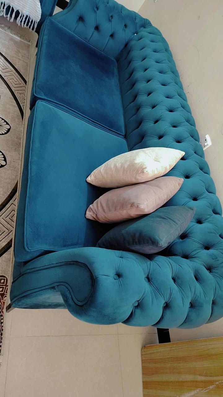 مرحبا تخم للبيع ٨ مقاعد كولش جديد مسوينه يم برونز للاثاث سعر شراء مليون واريده ب٦٠٠ رجاء بس شراي يدخل خاص رجاء الي  مو شراي لايدخل


**إذا كنت صاحب هذا الإعلان وتريد حذفه لأي سبب، رجاءا أرسل رسالة إلى الدعم الفني**