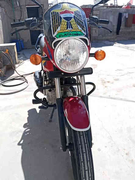 السلام عليكم شباب دراجه بوكسر موديل 2021 دراجه مكفوله كفاله عامه من الشخط دراجه عله وضع الشركه لامفتوحه ولا ملعوب بيها وماشيه 8000 بعدها اخت زيرو وديها وين ماجان اذا كلولك ملعوب بيها لو عداد غلط ترجعها واني المنون دراجه تروح للسوك وترجع بس اوراق كامله اصوليه اذا ماتترقم هم ترجع السعر 1300 وبيها مجال مكاني بغداد بسمايه رقمي ***********
