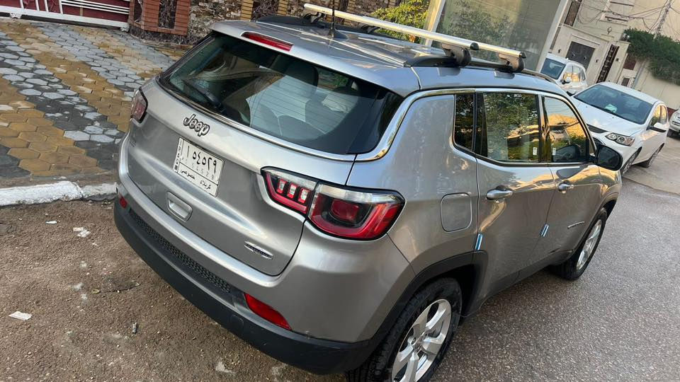 جيب كومباس موديل 18 فول مواصفات ماعدا البانوراما حادثه بابين امبدله اصلي نفس اللون ماشية 91 كم للاتصال على الرقم ***********
