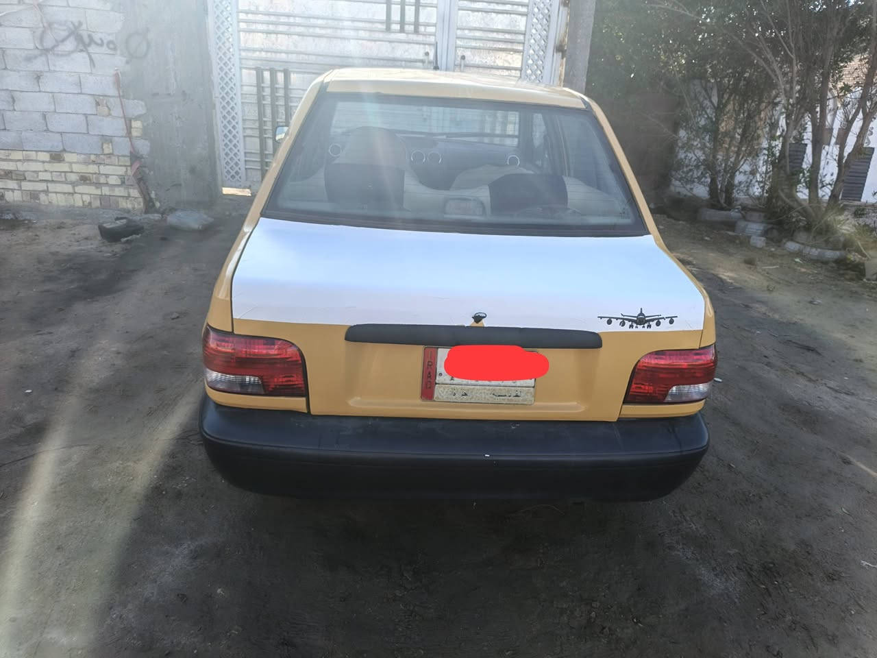 السلام عليكم سايبه ٢٠١٣سياره جاهزه مكينه وكير برايدحاويه كهربيات كلها شغاله مكفولة من الضربه معمره خياسات ومصبوغه حزام سنويه لغايه2026/12/20 السعر ٢٧وبيها مجال حك الجيه رقم قادسيه الالماني  مكان السياره الديوانيه الاستفسار الاتصال على الرقم ***********
