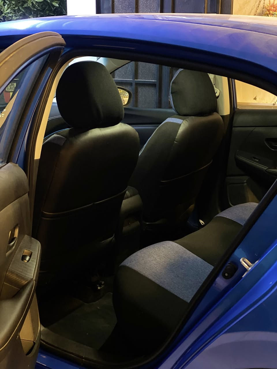 السلام عليكم
نيسان سنترا💙 
موديل 2024
وارد امريكي 
فئة sv
مواصفاتها
رادار امامي 
رادار خلفي وجانبي
نقطه عمياء 
حساسات امامي خلفي
مودات قياده 
وبيها اوتو هولد 
ومواصفاتها هواي بعد 
السياره مكينه وكير مكفولات 
بيها بنيد تعديل بيدي ار بدون دواخل وبدون ايرباك 
رقم اربيل بأسمي 
السياره جديده بمعنى الكلمه وبالواقع احلى من الصور 
السعر 165 وبيها مجال
الرقم ***********
