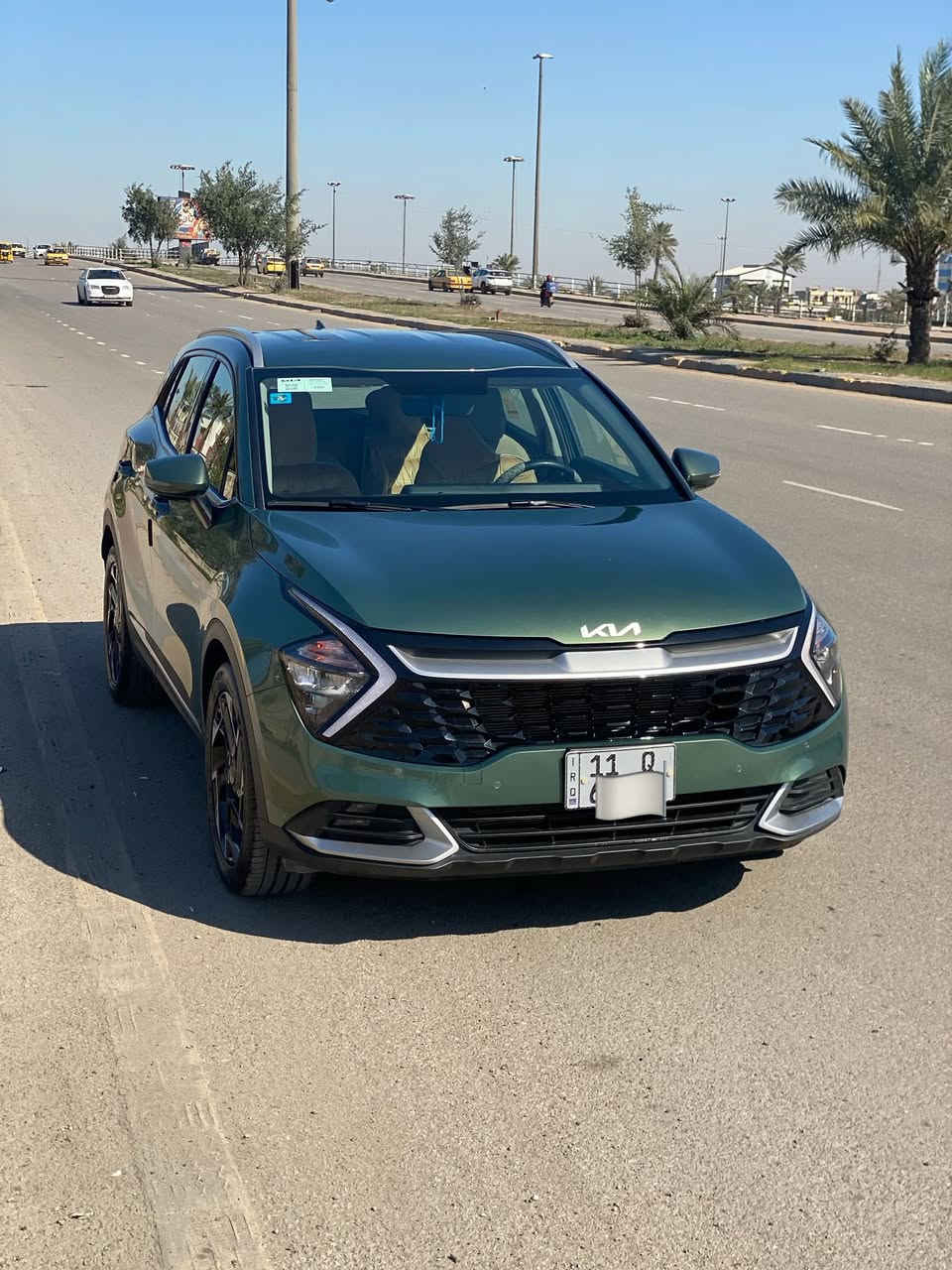 🚗 للبيع: كيا سبورتج 2024
لون مميز زيتوني 
📊 المسافة المقطوعة: 10  كم
🛠️ المحرك: 4 سلندر 2000cc
رقم بغداد مكفولة كفالة عامة
⚙️ المواصفات:
• فول مواصفات عدا فتحة السقف
• بصمة تشغيل + تشغيل عن بعد
• مقاعد أمامية كهرباء مع تدفئة
• شحن تايب C بالكشنات + شحن وايرلس
• شاشة كبيرة
• كاميرا خلفية
للاستفسار 
***********
