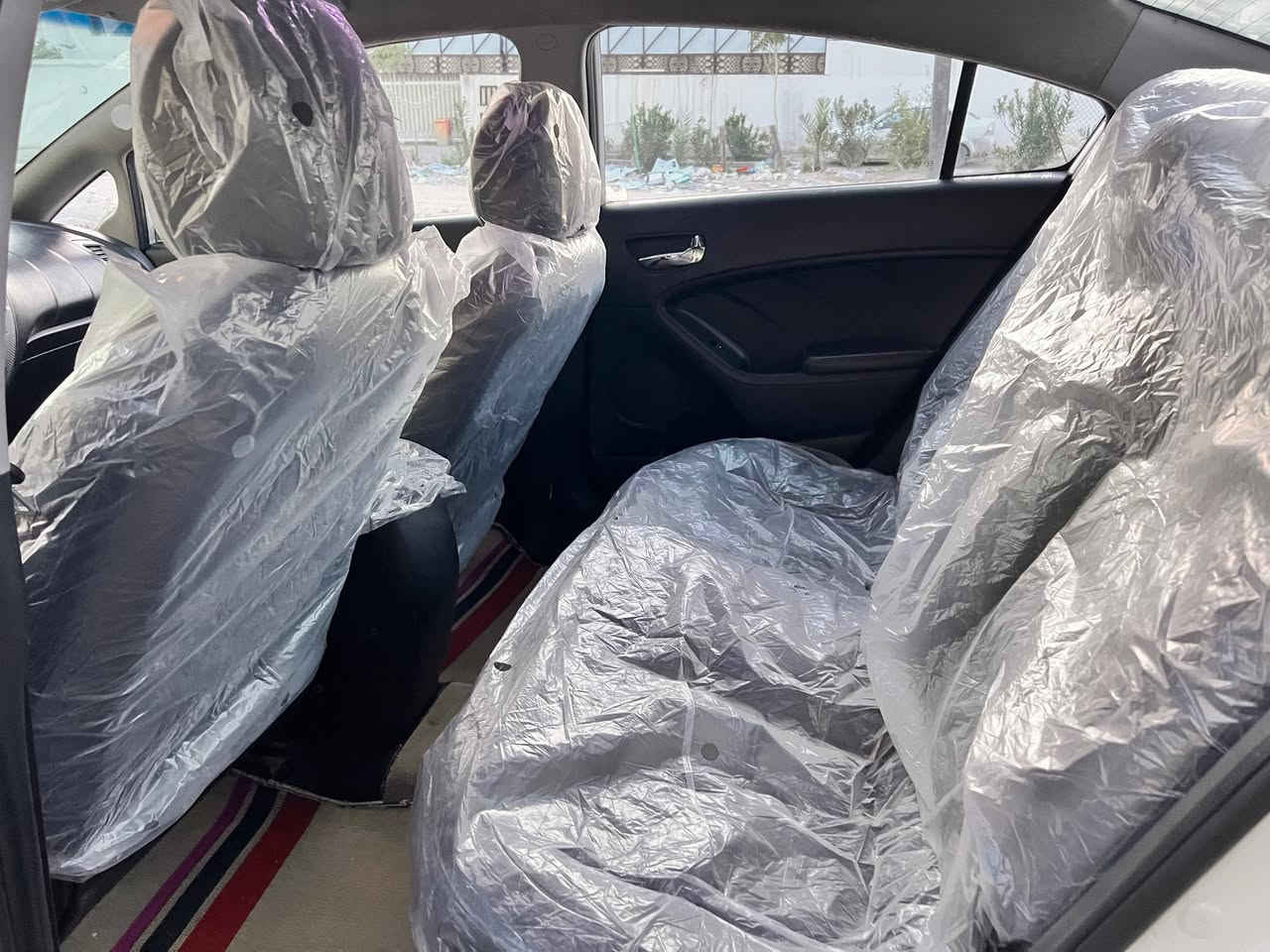 السلام عليكم سيراتو 13 محرك كير حداديه كهربائيات تخم تاير تبريد ثلج سياره جديده  مكاني نجف حي السلام للاتصال *********** سنويه 29 السعر المطلوب 105 وبيه مجال السونار مرفق مع الصور بدون داخل بدون فتح
