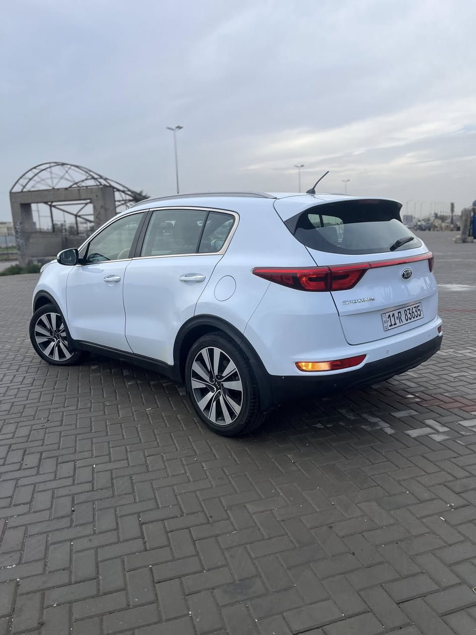 السلام عليكم كيا سبورتج 2018 خليجي رقم بغداد جديد بأسمي عارضه 154$ بيها مجال بسيط السياره جديده بوضع الشركه مكينه2000 دوش (كير ومكينه كفاله بالشرط)تبريد ثلج ❄️ تخم تاير جديد حداديه امامي خلفي جديد مابيه اي نقص جاهزه السياره داخل حمصي لونين مواصفات السياره/ قطعتين تبريد/ شاشه لمس/ فول تحكمات/3انظمه قياده/اشاير بالمري/ مري كهرباء/ حساسات اماميه/حساسات خلفيه/ كاميرا دواره/ زنون عالي ناصي /لد نهاري / علامه كتابه سبورتج بالدوس/ سايد بريك بالرجل /5ويل كب/ زراكات لايت/  وبعد باقي مواصفات المعروفه السياره بيها صبغ جاملغ امامي بدون دواخل بدون ايرباك اثر شخط بسيط سونار موضح مع الصور /ونطخت عندي طخه بسيطه جدآ بالباب الخلفي وهلال جاملغ الخلفي بالباب مال كراج البيت باقي السياره كفاله عامه وجديده مكان السياره بغداد شارع فلسطين/ للأستفسار : *********** الخاص مغلق 🔏
