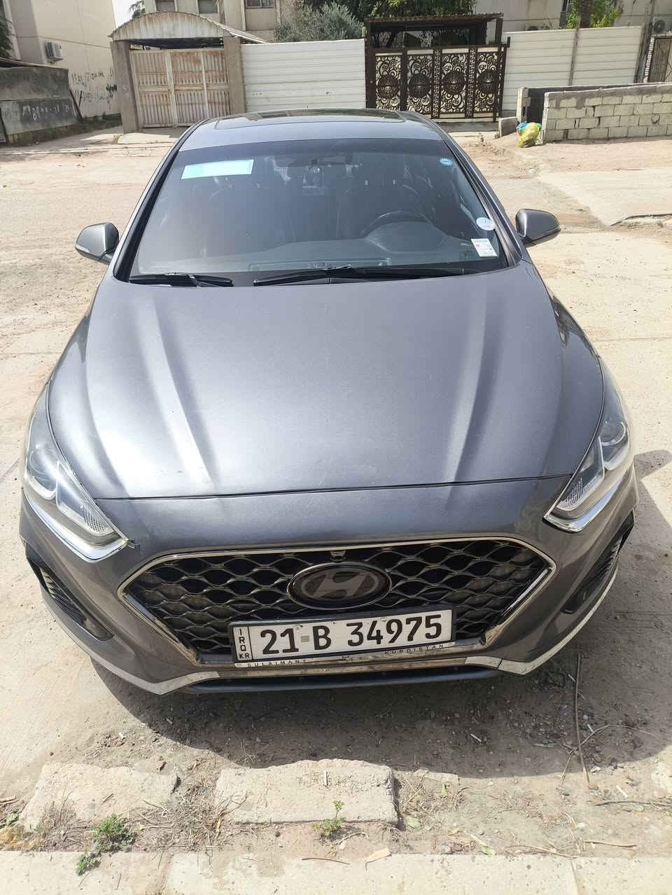 للبيع
سوناتا 2018نفطي
مثل ماواضح ب الصوره
فول  مواصفات فتحه كشن كهربائي اشاير بلمري
سياره ب اسمي تحويل ثاني يوم
السياره وارد امريكي قطعه وحده
ماشيه 112الف رقم شمالي
سونار موجود قطعه وحده وبيها شويه بارد بخشم بنيد وشخط بلباب موضح بصوره 
محرك2400مرفوع كازكيت كير محرك كفاله 
سياره نضيفه ماتحتاج شي 
زنون عالي ناصي ب300$
ادامه كامله ع سياره حتى باتري مبدل 
للبيع فقط
عنوان السياره عامريه الفلوجه
سعر134$ 
رقم ***********
