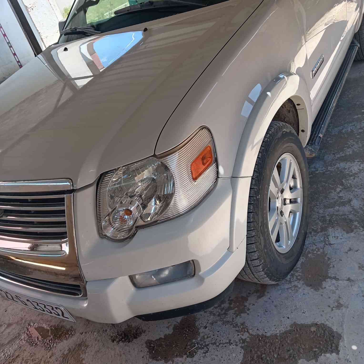 للبيع فورد إكسبور 2008 السعر 95 بيها مجال  للأستفسار ***********
