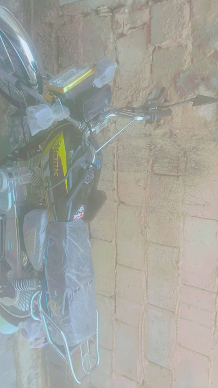 موتور موديل 25 صار الاسبوع الماشي 900 وبي مجال مكاني قطانه بعد حتى لينا مال شركه***********
