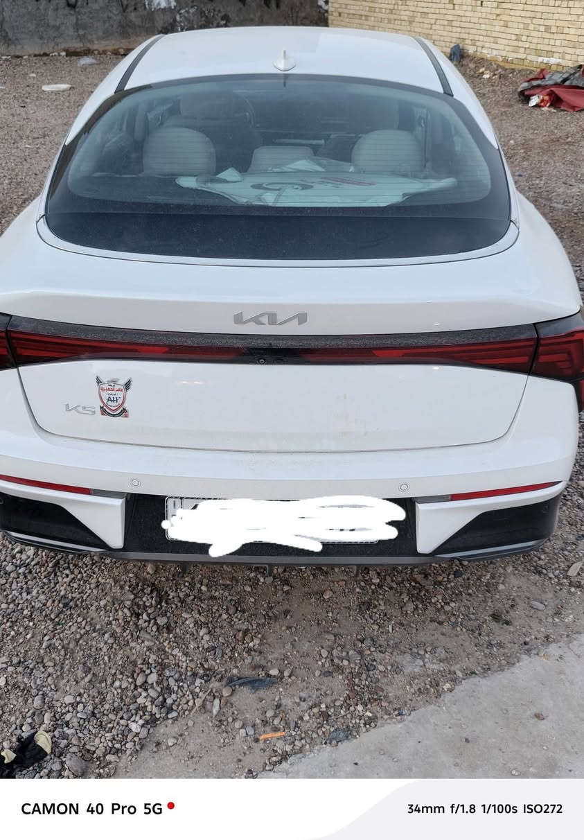 سلام عليكم كي فايف موديل 24 مكفولة كفالة عامه سيارة جديده وحله من ب صوره رقم بغداد تحويل ثاني يوم محرك 2500 ماشيه 18 الف مكان بغداد تقاطع درويش وي ستفسار على هاذه رقم *********** السعر 210 وبيه مجال
