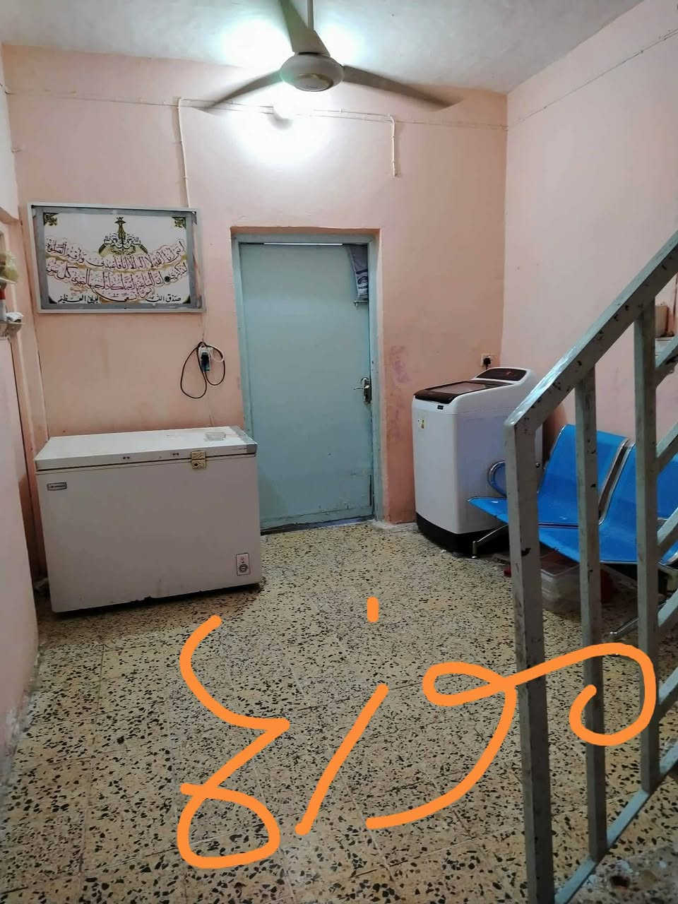 🏡 دار للبيع
📍 الموقع: حي العسكري خلف مدرسة المربد
قرب المركز الصحي – فرع شاكر المرور
📐 المساحة: 200 متر
🔹 تفاصيل الدار:
الدار يتكون من:
▪️ براني
▪️ هول
▪️ مطبخ
▪️ خمس غرف
▪️ أربع حمامات
🔸 كما يحتوي المشتمل ضمن البناء على:
▪️ غرفة
▪️ صالة
▪️ حمام
▪️ باب مستقل
📞 للاستفسار الاتصال على الأرقام التالية:
📱 ‏‪***********‬‏ – حجي ستار الظالمي
📱 *********** – محمد ستار
📍 عنوان المكتب: سوق القشلة
