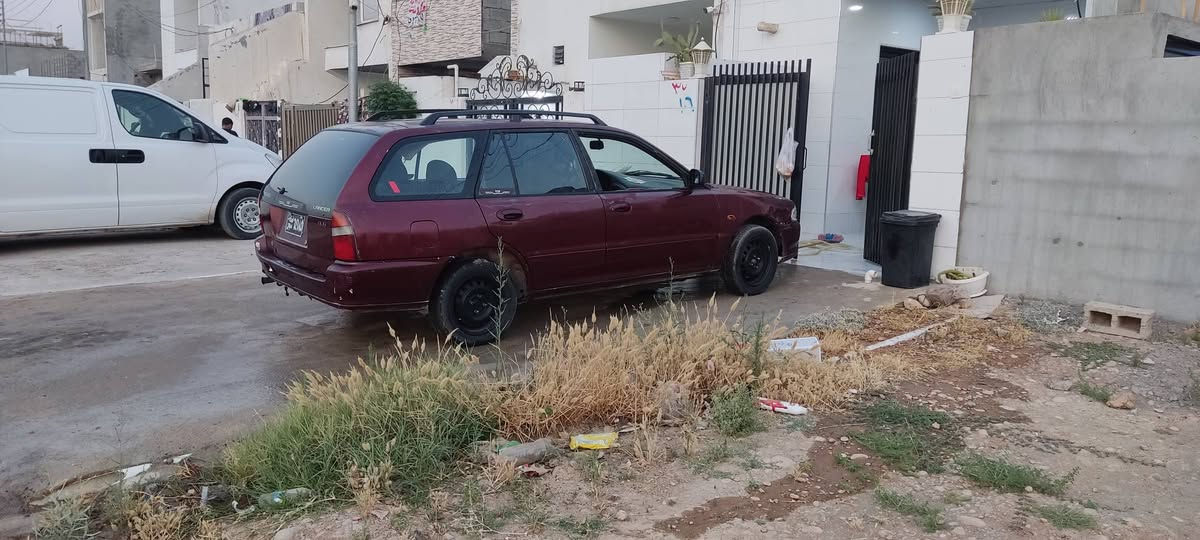 گلاند پشيله  ستيشن  مالي كاسبي سه نه وي ئه سليه به شه رتي ئه وه ليات هيج ليدراويكي نيه به شه رت هه موو گياني كه پسه سياركي تا بلي عه مه لي خؤشه .. گيرو مه كينه به شه رت كاره باي به شه رت چوار تاي نوي له سه ره... باتري نويه سياريكي جايزه.. نرخي 11و مه جاليكي برايانه *********** أربيل, العراق
