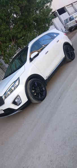 *********** اتصل على رقم مكلف بلنشر
سورنتو  خليجي فول مواصفات   مديل ١٦ 
سونار بلمنشور  مع الصور. جاهزه  من كلشي 
سنويه ورقم وهزه جديد بغداد  سعر ٢٢٠ 
عنوان بغداد بصف مرور الحسينيه على شارع
