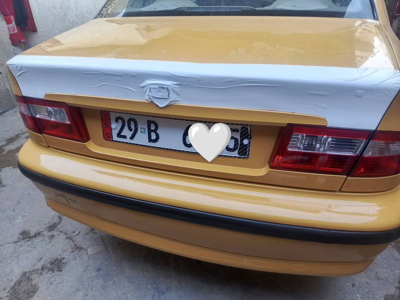 سلام عليكم سمند لبيع موديل 2011محدث 2017سياره حلوه وجاهزه من كلشي كير مكينه تخم تاير حداديه داخل نحله كاعيه سافاري رقم واسط نكليزي سنويه جديده مكان سياره واسط لكوت مركز لمدينه رقم،،،،، لتصال،،،، ‏‪***********‬‏
