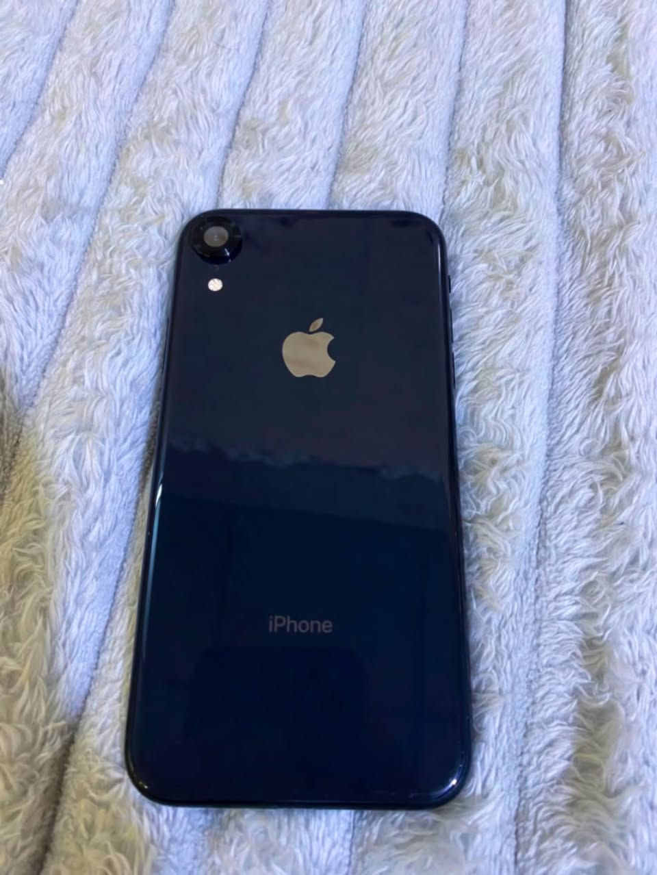 سلام عليكم للمراوس فقط ايفون 12 برو ماكس
ايفون XR 
ذاكره 64 
بطاريه 81 ما ملعوب بيها
شاشه ٣ خيارات مبدله اصليه لا تعليك ولا تشمر
تحديث 26
كامره 4K
بوبجي 60 فريم جير سكوب

مكان فلوجه *********** بي واتساب
