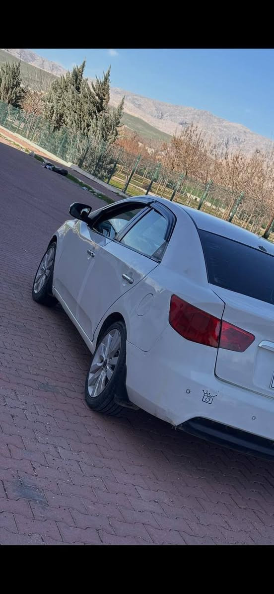 كيا سيراتو موديل 2011 حزام صبخ كير محرك شرط رقم سنوي قديم تحويل شرط غرامه 6 وراقه  سعر 75 وراقه و مجال جهي وي شيخان 👍🥰


**إذا كنت صاحب هذا الإعلان وتريد حذفه لأي سبب، رجاءا أرسل رسالة إلى الدعم الفني**