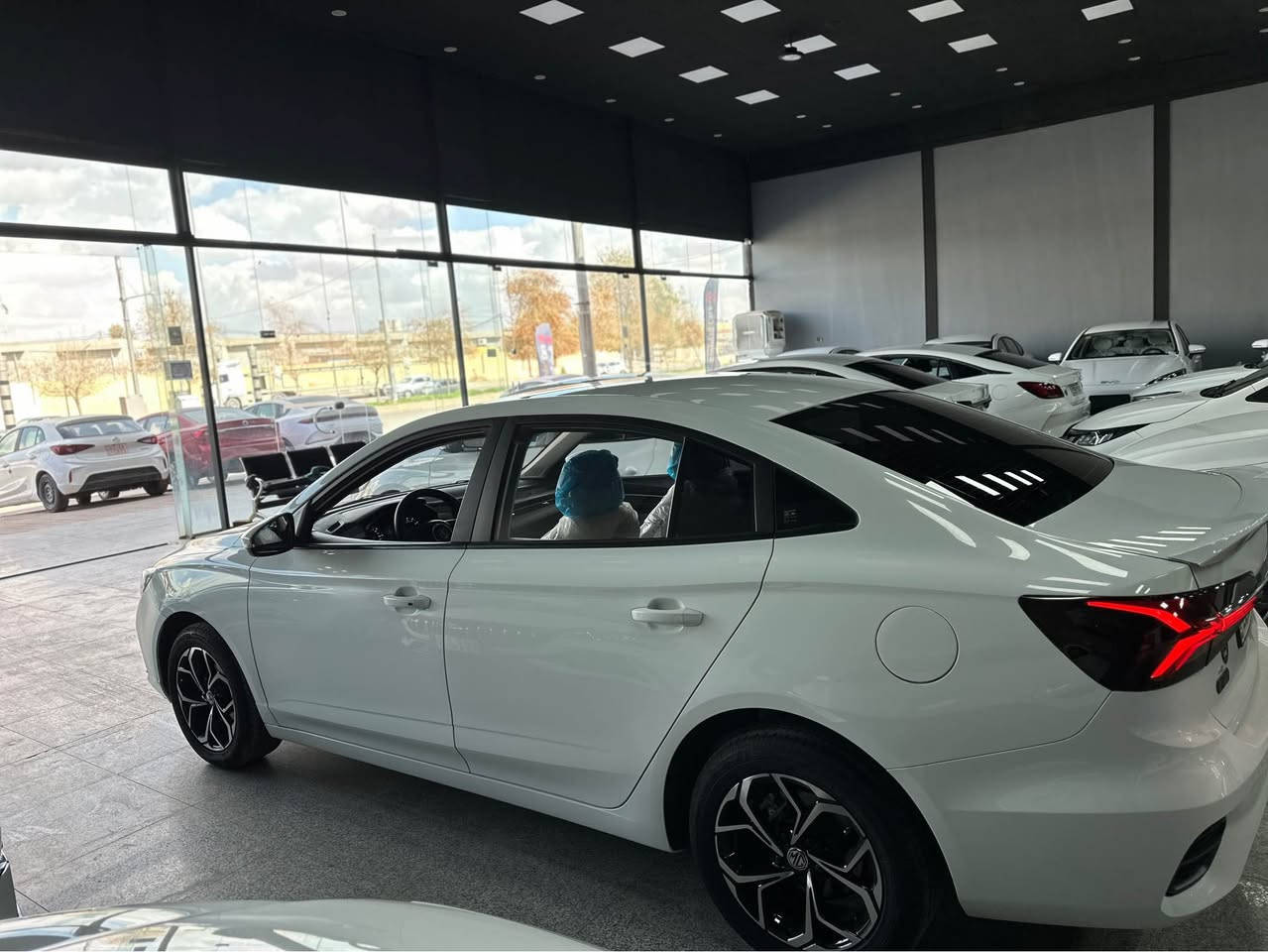 MG 5 2025 🔥
ناو سپی 🔥
 پێش و پشت لید🔥 
ویل کڕۆم🔥
ئاوێنە ئیشاڕە 🔥
شاشە 🔥
حاسە 🔥
برێک بەسمە 🔥
ئۆتۆ هۆڵد 🔥
سەیارەکە تەنها بستێ لە قەپاغ سندوق تعدیلی هەیە 🔥
زۆر خاوێنە 🔥
پ : *********** أربيل, العراق
