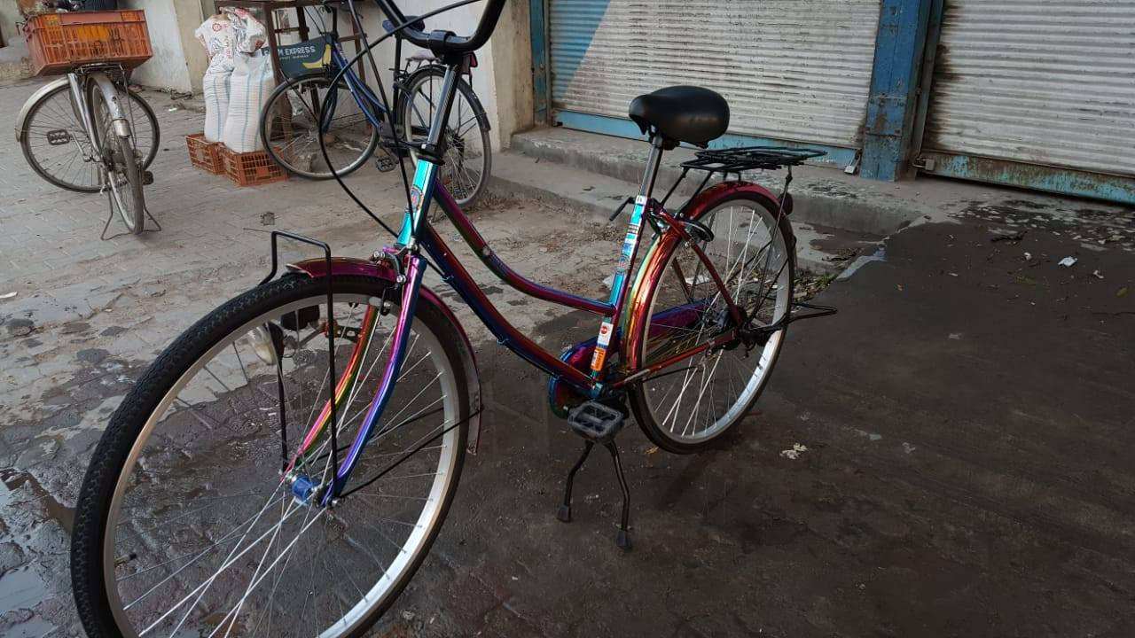 بايسكل سبع الوان جديد استعمال اسبوع حجم 26
السعر ب130وبي مجال بغداد ساحة عدن ***********
