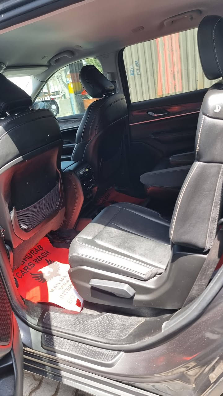 نوع السياره_ جيب كراند شيروكي لمتد 7 راكب
الموديل__  2023
الضرر _   تبديل جاملخات ٢ وبنيد بيهه صبغ ٤ قطع ابيع صبغ احزام
بدون ايرباك بدون شواصي بدون قماره،
صور الضرر_  بالمنشور 👇-
تفاصيل السياره _  حره بسمي تترقم جميع المحافظات،،،،
السعر  225 ورقه ..بيهه مجال قليل
موصفات السياره _. فول لمتد بدون فتحة
رادار 
تحكم فول
غرفه وكشنات جلد ملكي
اشاره مرئي
شاشه  كبيره كامره.
تحكم فول  
حجم المحرك ٣٦٠٠
ويل كب
كامره دواره
لايت زنون 
كشافات !!! 
السياره جديده جدآ !!! ماشيه ٢٠ الف 
وموصفات اخره فيها ..
__________________________^^
لاستفسار الاتصال 
*********** 
***********
وليد البهادلي،!!!!!
______________________
او زياره شركتنا الكائن في ميسان شارع  صلاة الجمعه "
                                     "《《《 الفرع الرئيسي》》》
                         ((((معرض ومزادات وليد للوارد الأمريكي))))
