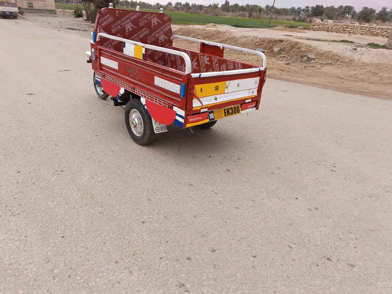 السلام عليكم ستوته للبيع موديل ٢٠ مكينه ٢٢ اوراق اصولي ركبه مكفولة كهربائيات كله شغالة ستوته جهازه من كلشي السعر ١٤٠٠ وبيه مجال العنوان بابل الرقم ***********///***********
