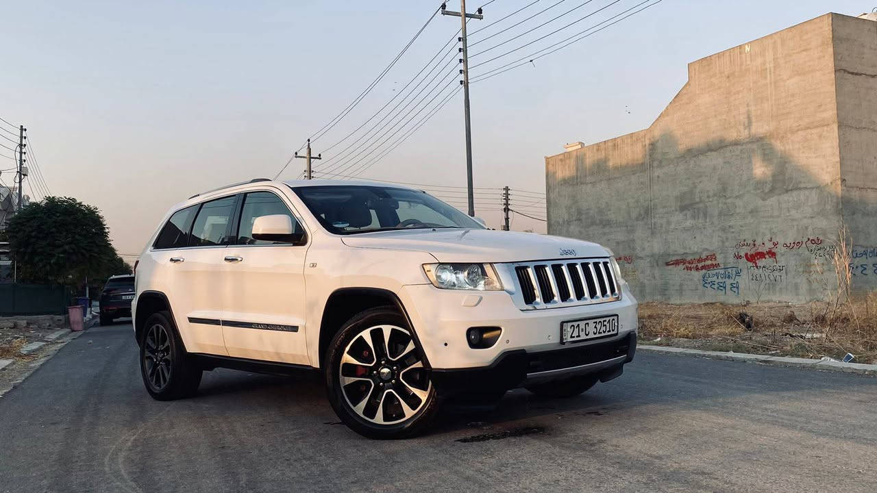 موديل 2013نيوبونيت نيو جاملغ سبوغه له كه ل بينج جي تعديلي بجوكي هه يه مكينه ي كرايته وه بس به شه رت سنه وي نويه بسه رنه جوه به ناوكردن به شه رت تكايه كه س نامه ي لومن نه نيريتن زماره ي خاوه نه كه ي دا ده نيم تيل بو او زماره يه بكه ن جوابي هيج نامه يك ناده مه وه اوه زماره ي خاوه نه كه يتي *********** أربيل, العراق
