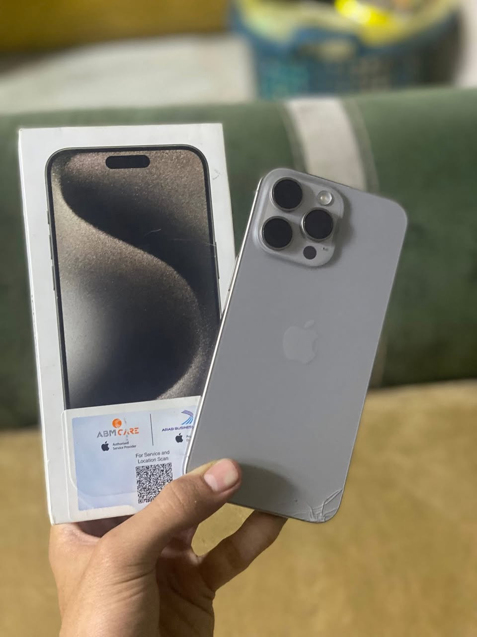 سلام عليكم 15 ابرو ماكس جهاز مامفتوح والامبدل بي شي ابدن نضيف بطاريه 92  بس  بي فطر خفيف بلضهر مامبين للتواصل ***********
