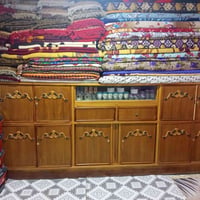 بوفيه للبيع طول ٣ وربع بوفيه درجه اولى ما عايزه كلشي تريد تراسلني تريد...