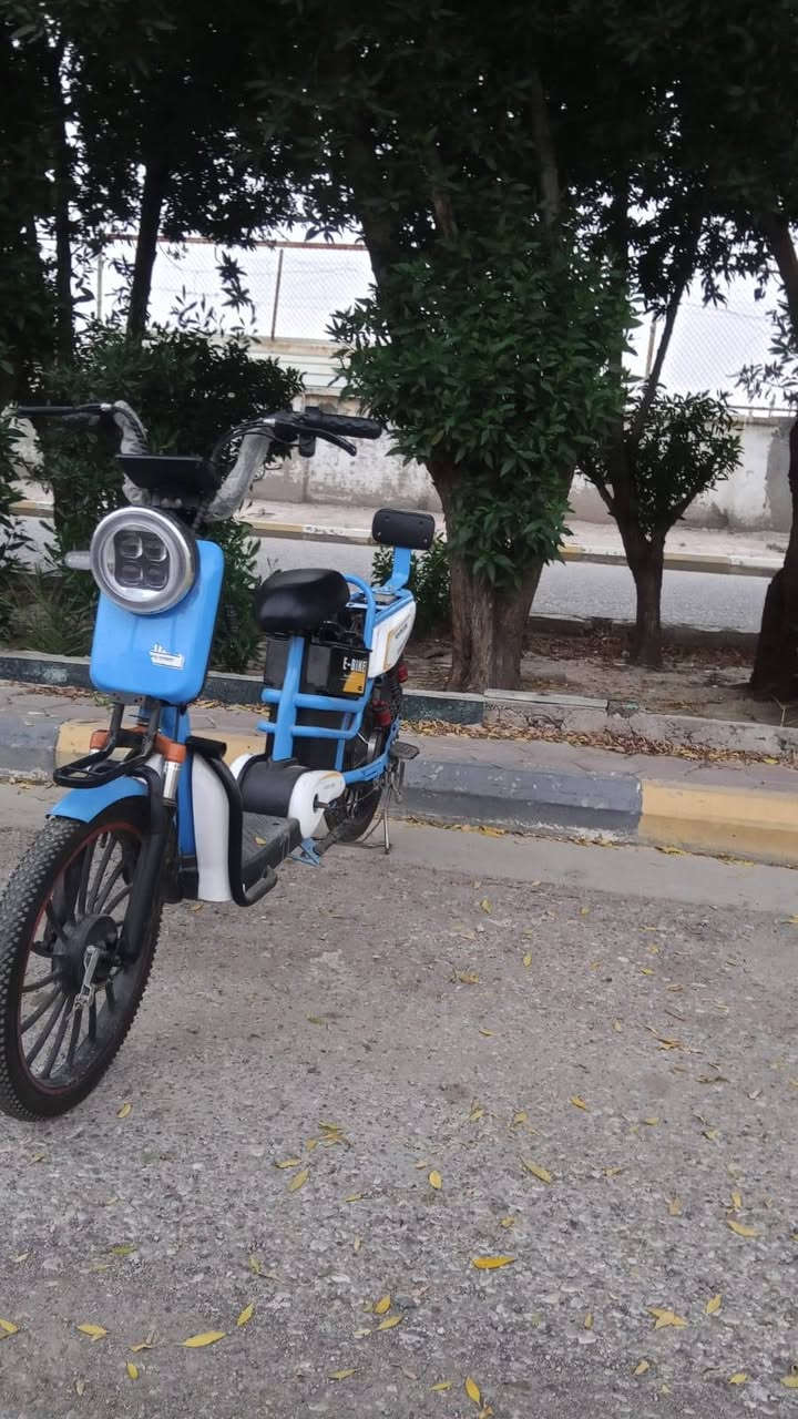 السلام عليكم بايسكل شحن جديد بس عوزه بطاريات لتفيده يخابرني سعره 150 تواصل ***********
