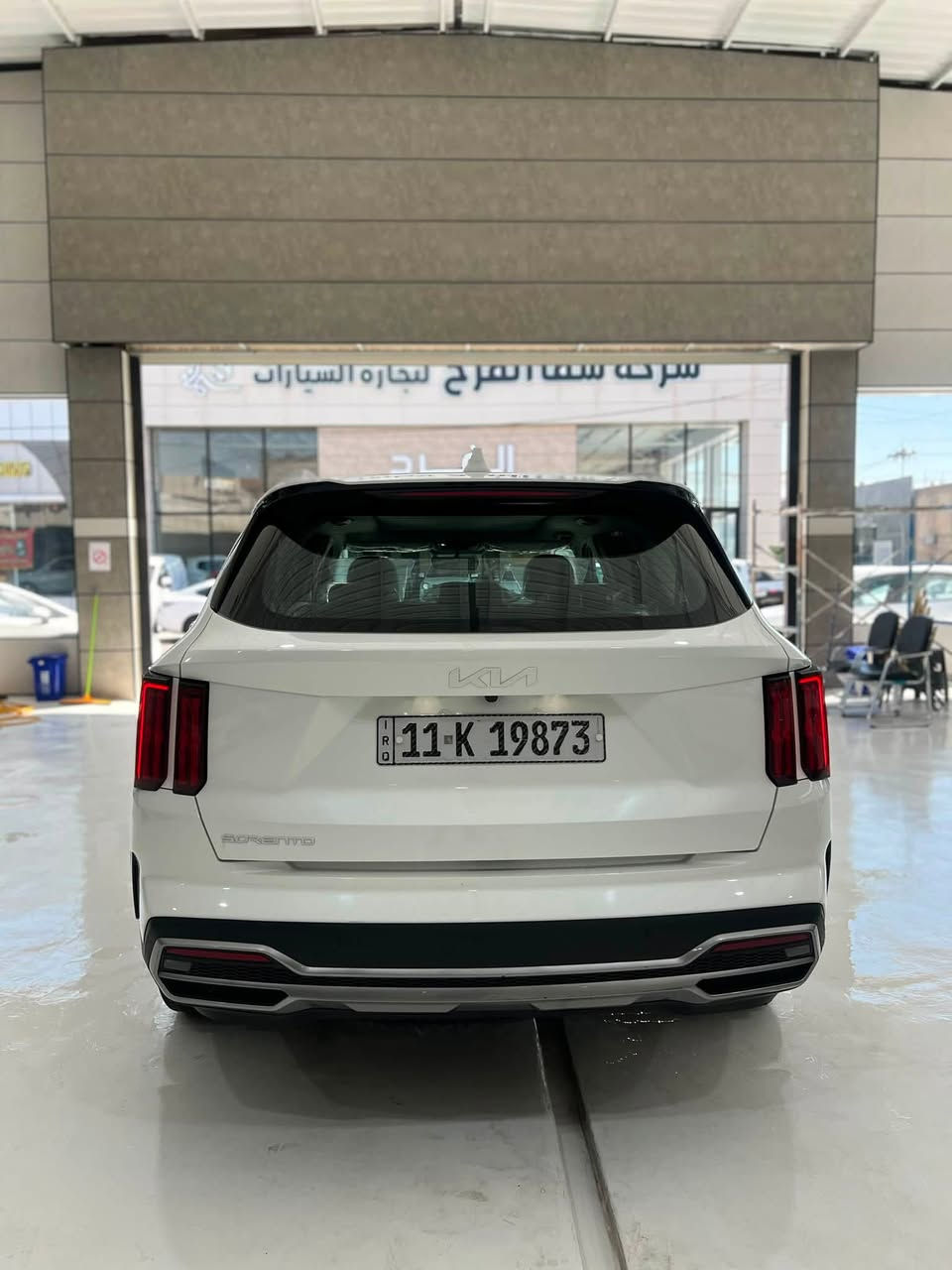 السلام عليكم
النوع : كيا سورنتو (خليجي) 

الموديل : 2023 

الرقم : بغداد (بأسمي) 

السياره : مرفق السونار مع الصور 

المراصفات : 

* محرك : 6 سلندر 

* بصمة + بصمة ابواب 

* بنوراما 

* 3 قطع تبريد

* 5 وضعيات قياده 

* باب خلفي كهرباء

* شاحن وايرليست

* LED امامي وخلفي

* حساسات اماميه وخلفيه 

* داخل ابيض ملكي

* شاشة دجتل 

* شاشة لمس تبريد 

* شاشة + كاربلي + فول تحكم ستيرن

* شفتات ستيرين

* كير ماوس 

* سايد بريد بصمه 

* 7 راكب 

__________________________________________

العنوان : بغداد - السيدية  

السعر :270  ورقه وبيه مجال 

باقي التفاصيل الاتصال ؏ الرقم او واتساب 

***********
