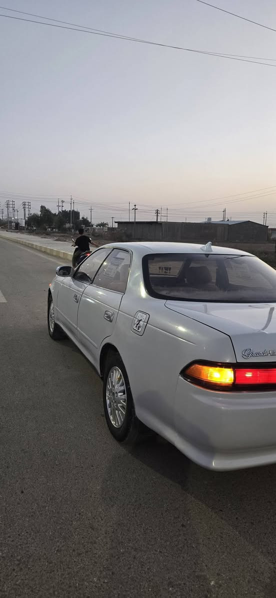 سلام عليكم مارك نفخ 1995 كفاله من الكصاء ونقل الجثه والعيب الشرعي كفاله محرك ونجي  كير اكسن حداديه كارتون تبريد شغال تخم تاير جديد كهربائية شغاله رقم واسط مكاني الناصريه السعر 67 وبيه مجال بسيط الرقم ***********
