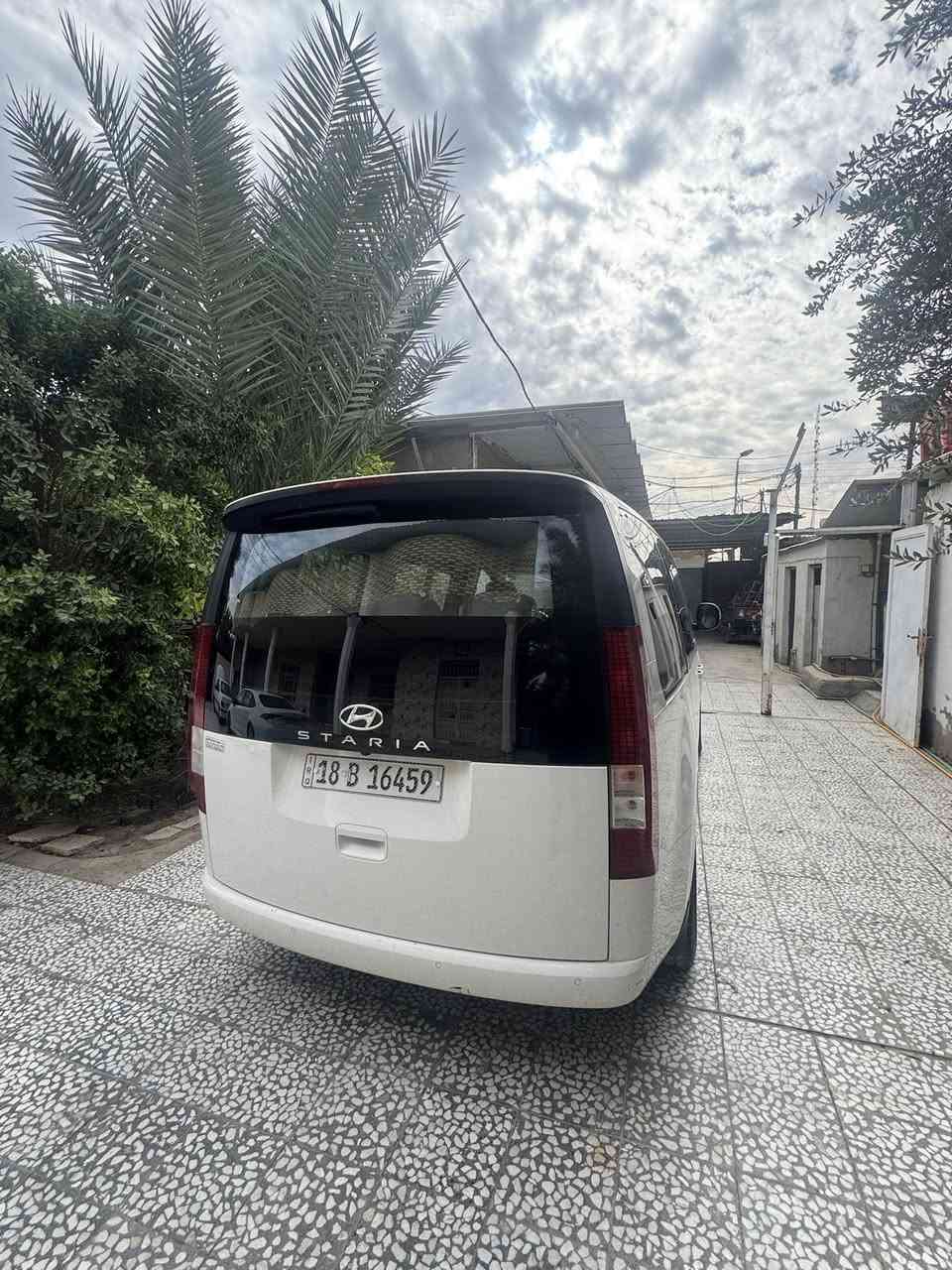 السلام عليكم ستاريه مديل 22كفاله عامه  او بسمي رقم خصوصي  8 راكب حساس امام خلفي كامره مانع نزلاق رادارجانبي او امامي الايت اربع عدسات زنون الد ترحيب ***********
