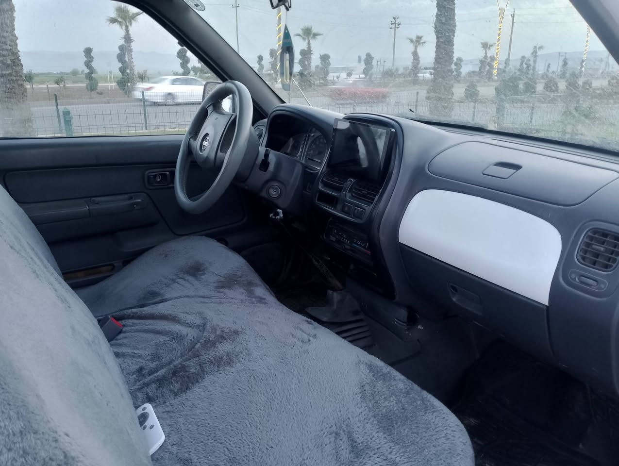 پیکاب نیسان 2001 سەنەوی تا 2030 نویە ڕەقەم دهۆکە وەکالە و تحویل بەشەر گێرڕو مەکینە و تەقەو ڕەقەو بەشەرت سەقفوشانی بۆ یاخی نیە وەرگەڕاو نیە نرخ 70  گەڵا 
***********
