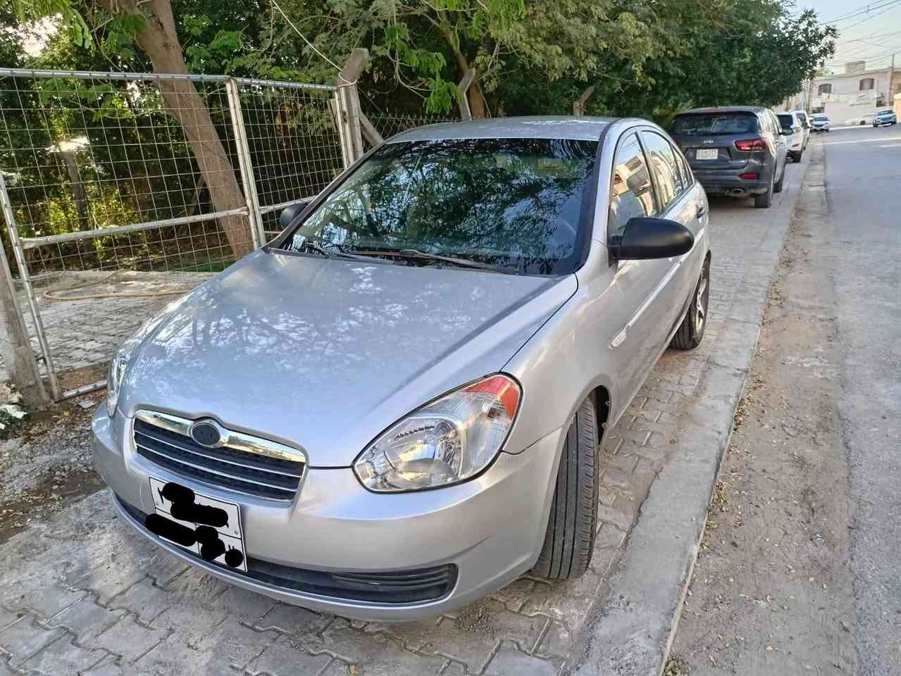 اكسنت (ادوات) ارقام وسنويه شمالي مطابق 
مكينه نظيفه 1600كير مكفول حداديه تايرات 
كله نظيف السيارة جديده دخول جديد 
مكاني نجف السعر (40) بيه مجال 
اتصل وتدلل ***********
