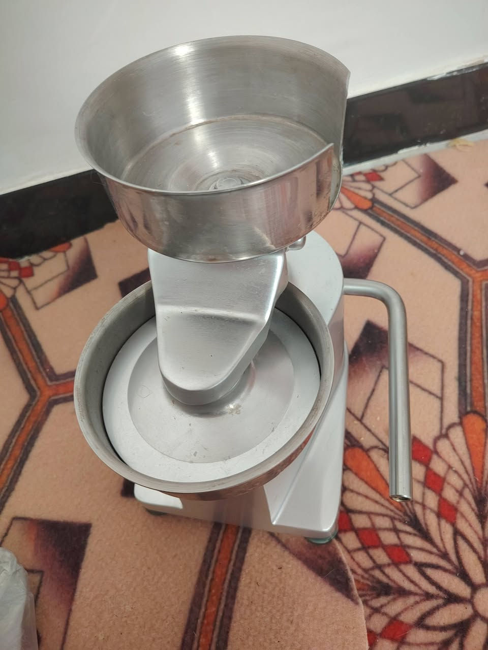 كابسة بركر تركي اصلي
مستخدمة اسبوع
ب١٠٠
بغداد الكرادة 
***********
