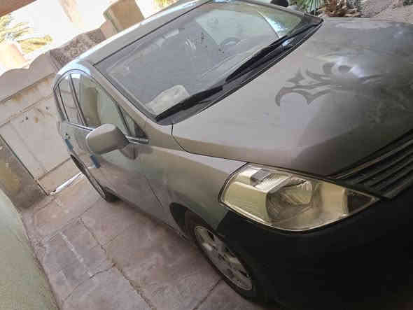 نيسان فيرساتيدا موديل 2008
2پارچه ونيوى بوياغه سه نه وى تاكو 2029تازه يه مشروع وطني يه *********** كيفري
