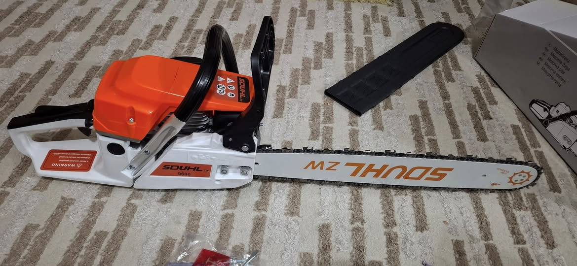 بؤ فرؤشتن ***********
***********ماتؤر داربر بانزين گه يشته ده سمان نوعتيكي باش 
مه كينه گوره قه مه كي 20 نايابه سعري 100هه زار ناونيشان كفري ئازادي
