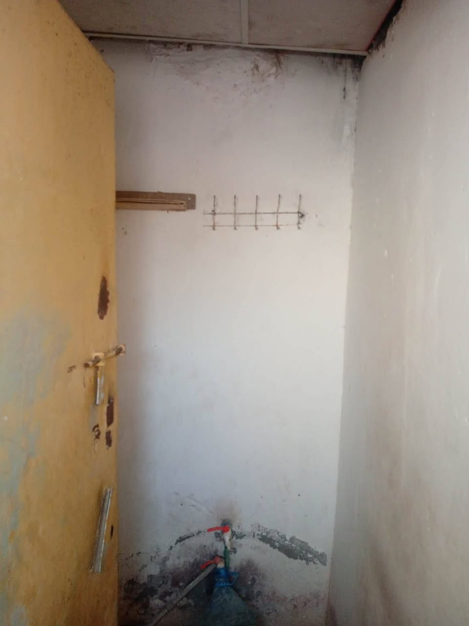 سلام عليكم يوجد بيت تجواز مساحته 120مترة العنوان الجبيرية الثالثة قرب جامع الابرار السعر 3ميلون بي مجال بيسط


**إذا كنت صاحب هذا الإعلان وتريد حذفه لأي سبب، رجاءا أرسل رسالة إلى الدعم الفني**