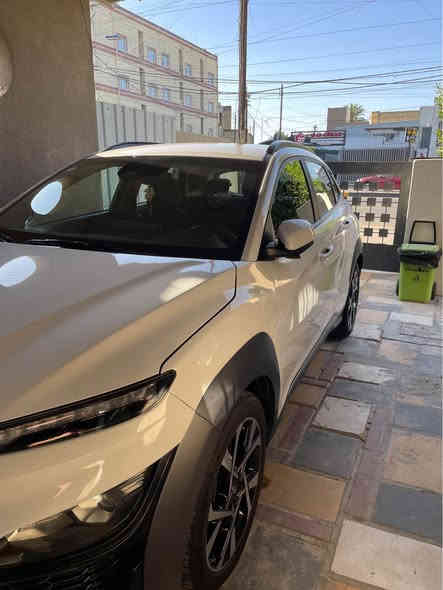 السلام عليكم 
هوانداي كونا موديل 2022 لون ابيض مميز وارد كوري مواصفات مميزه ومعروفه السياره حادث جاملغ وهلال ب البنيد ماشيه 30 الف كيلو متر مكاني بغداد حي العدل السعر 158 وبي مجال بسيط حك الجيه للاستفسار اكثر *********** بغداد
