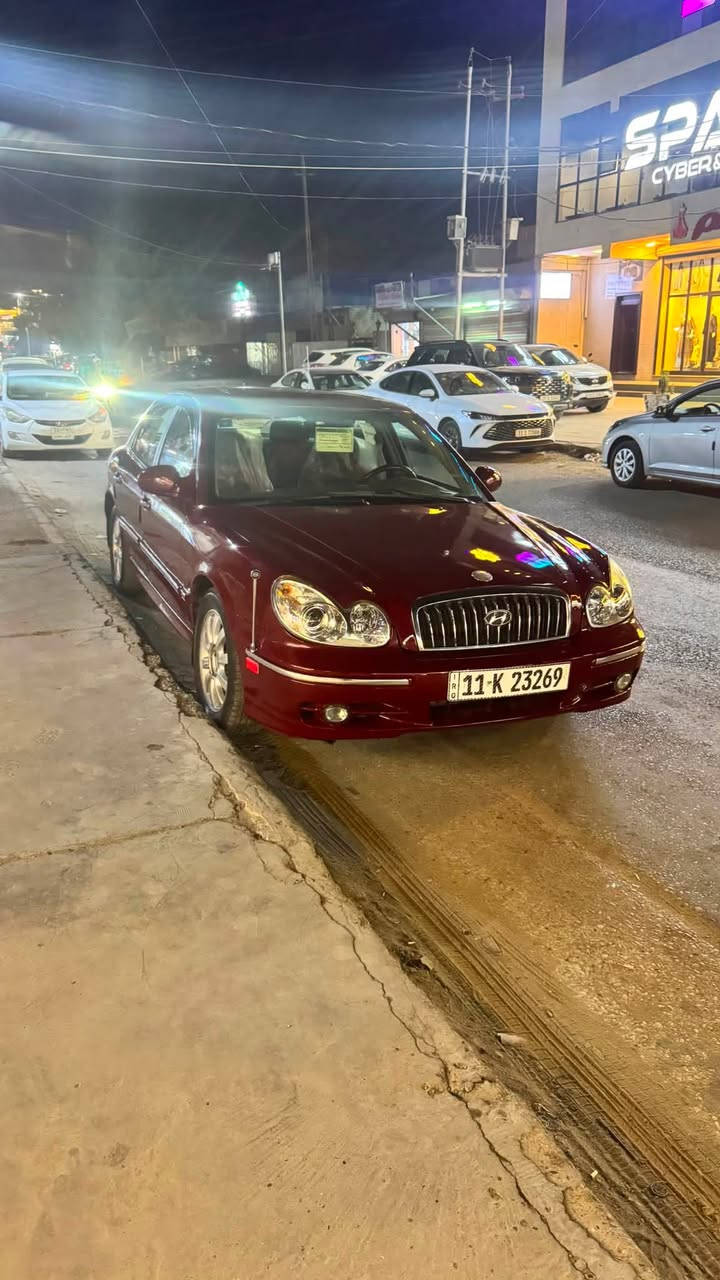 سوناتا رقم بغداد ب اسمي وشرط التحويل
كير ومكينه كلش نضيفات 
V6 /2700 دوش 
داخل بيجي ملكي صاج 
فتحه ويل كب 16 
تبريد ثلج صدر امامي خلفي جديد 
لايت زنون عالي ناصي
ريمونت كونترول 
السعر ٧٠ 
***********
مكاني بغداد الغزاليه
