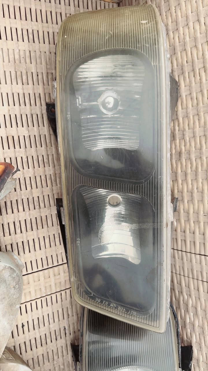 السلام عليكم أغراض نظيفة للبيع نظافة 70‎%‎
للتواصل الاتصال : ‭0775 842 4055‬
