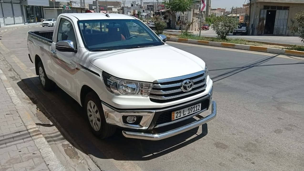 کوردی
پیکاب hilux 
مۆدێل2025
سیارەکە تەنها 13000هزار ڕۆشتوە فول مواسەفاتە 
گێڕ مەکینە تەبرید کاربای هەموی بەشەرت
سیارەکە بێ سبوغە هەمو گیانە بەشەرت تەنها یەک شوختی بچوکی هیە وەک لە سۆنەرەکە دیارە
بۆ زیانیاری زیاتر پەیوەندی بەم ژمارە تەلفۆنە بکەن
سعرەکەشی 242 وەرقەو مجال
***********
عربی
بیکاب هایلوکس
مودیل2025
سیارە ماشیە ١٣٠٠٠کیلو فقط
کیر محرک کهربائیات کلە بشرط 
فول مواصافات
سیارە کفالە عامە ماعدە رصعە موضوح بل سونار
لمعرفت مزید اتصل لهاذە رقم
سعر242ورقە مجال
***********
