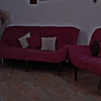 غراض بيت للبيع تخم قنفات ٥ مقاعد نضيف مع كوشات السعر ١٥٠ الف طبلات عدد...