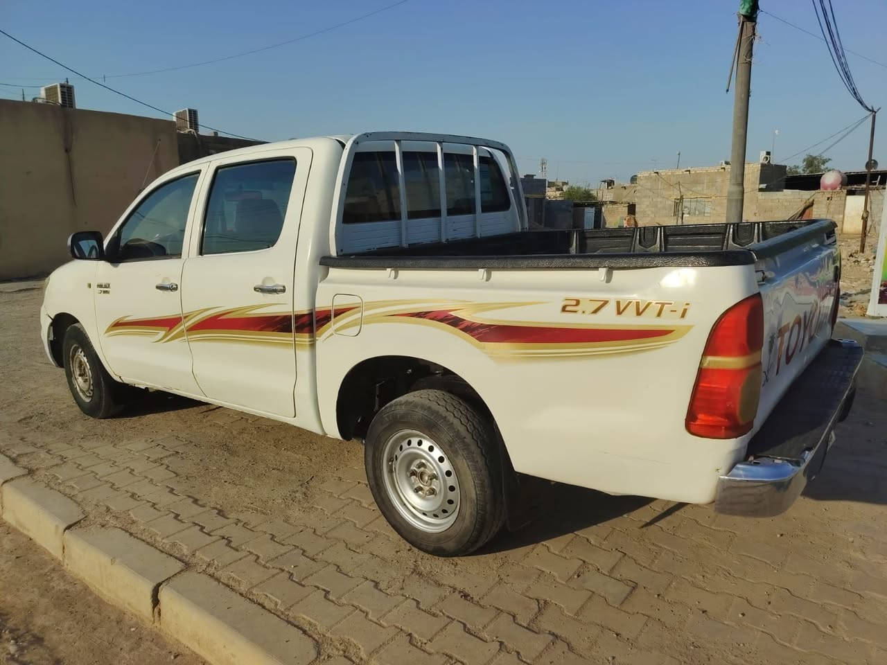 السلام عليكم فلاونزة 2006 سعودي شاصي 19 رقم بصره بيها رشات صبغ شاصي مكفول حدادية جديده تبريد شغال  محرك بي تبخير شرط مداور السعر 90 وبيها مجال حك الجيه مكان السيارة عماره مركز حي العسكري الشراي يتصل ويدلل ***********
‏‪0780 492 7243‬‏
اللهم صل على محمد وال محمد الطيبين الطاهرين
