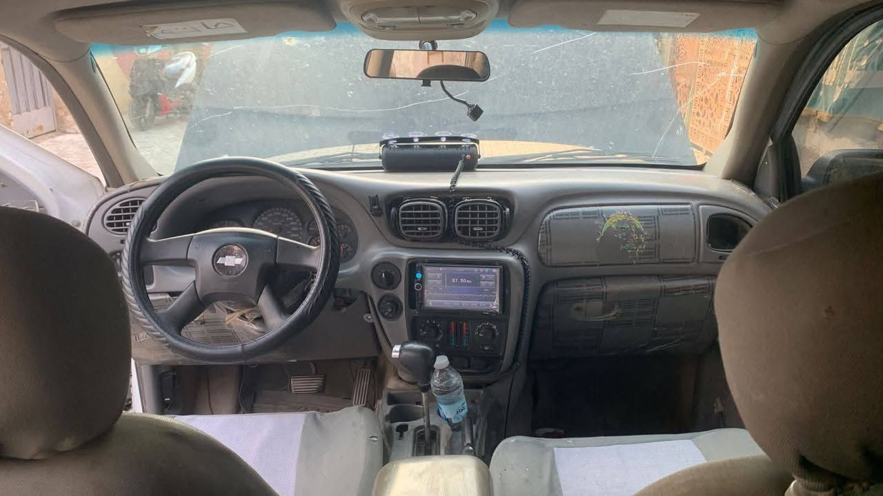 السلام عليكم بلايزر 2006 نقص حداديه الصدر سياره حديده السياره سكن الشعله السعر ب 30 مراوس النوع تاهو
جير ومكينه لبلاديات
المراسله واتساب فقط او اتصال 
***********
***********
