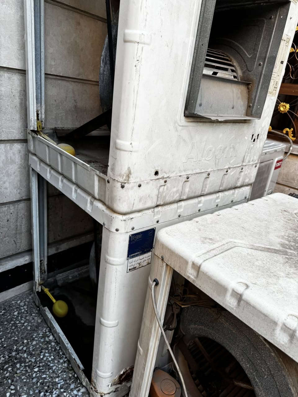 السلام عليكم مبرات الونا العدد 3 افضل مبردة و افضل نوعية هية الونا نضيفات و الياف جديدة سعر الوحدة ب 100 العنوان الدورة شارع 60 الرقم ***********
