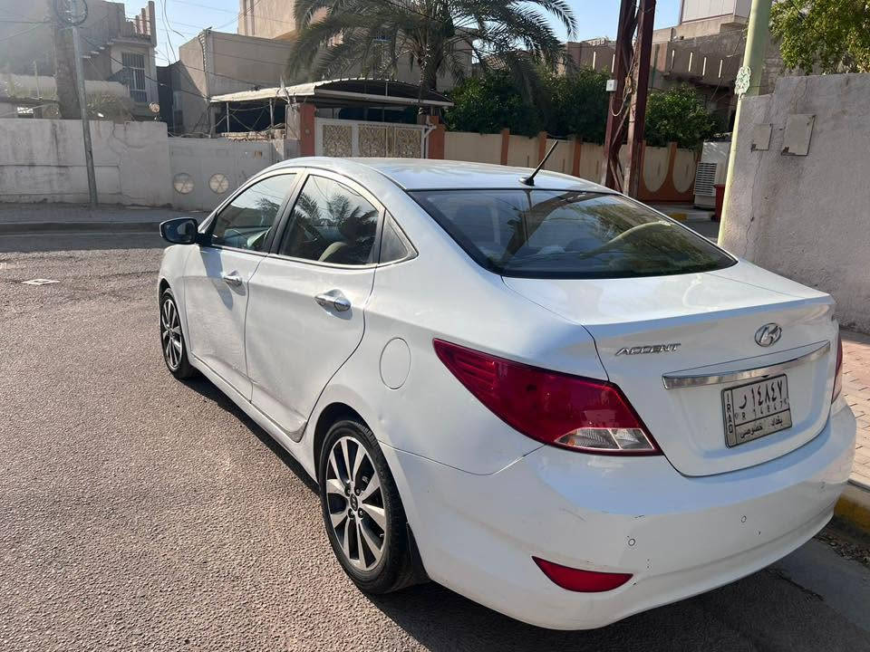 سلام عليكم .. اكسنت 2015 فول مواصفات ماشية تسعين الف 

بغداد مشروع وطني سيارة نضيفة بيهة صبغ باب السايق فقط

للتواصل واتساب ***********
السعر 113 .
